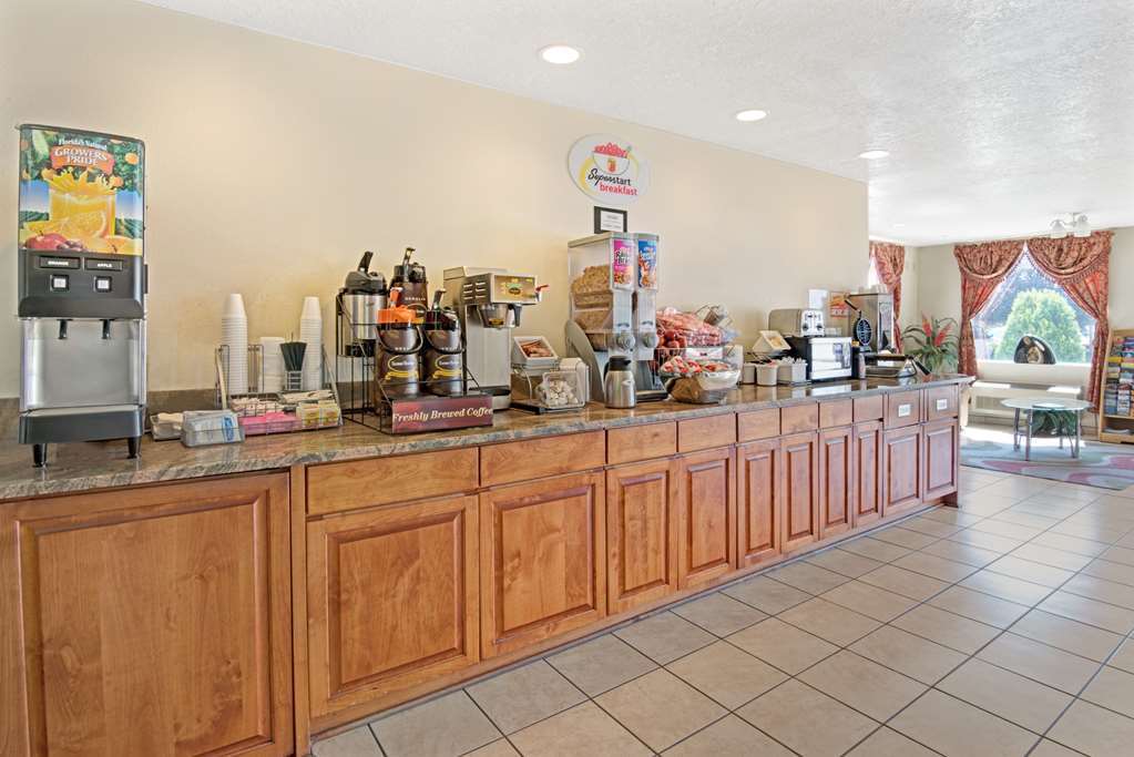 Super 8 By Wyndham Bernalillo Hotel Faciliteiten foto